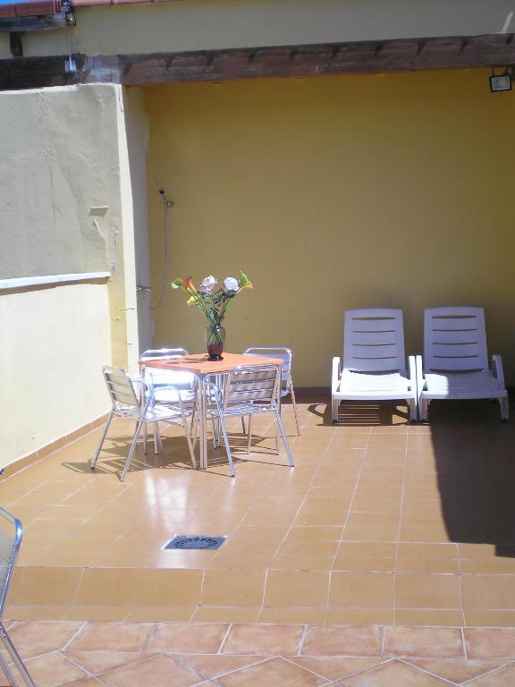 Apartamentos Murallas Zaragoza Rom bilde